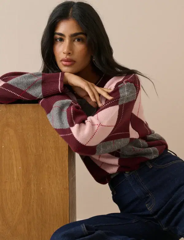 Burgundy Argyle Oversized Wool-Blend Jumper - Image 4