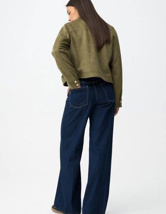 Instagram post from sixtythreeboutique. This post is in position 14.