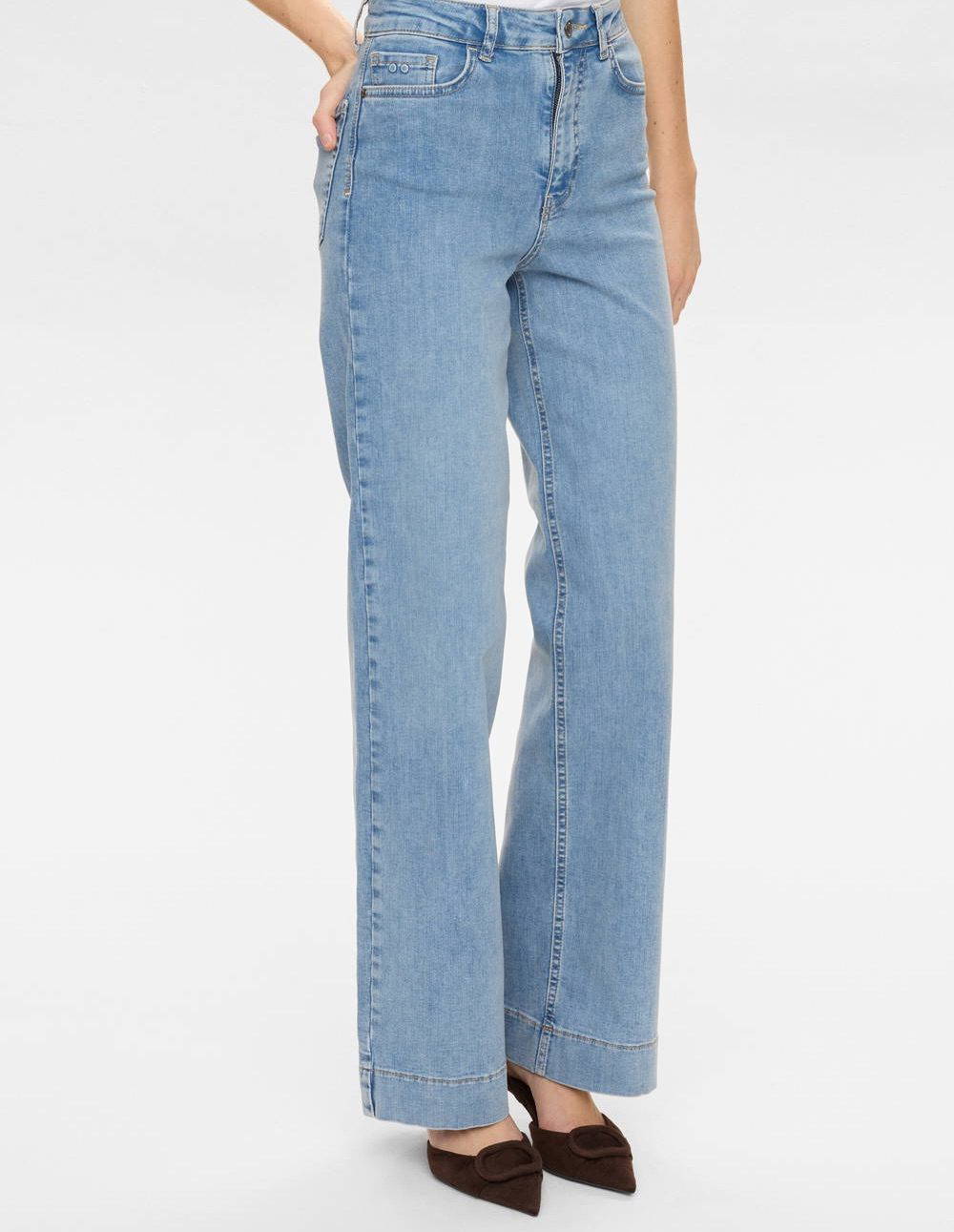 Instagram post from sixtythreeboutique. This post is in position 15.